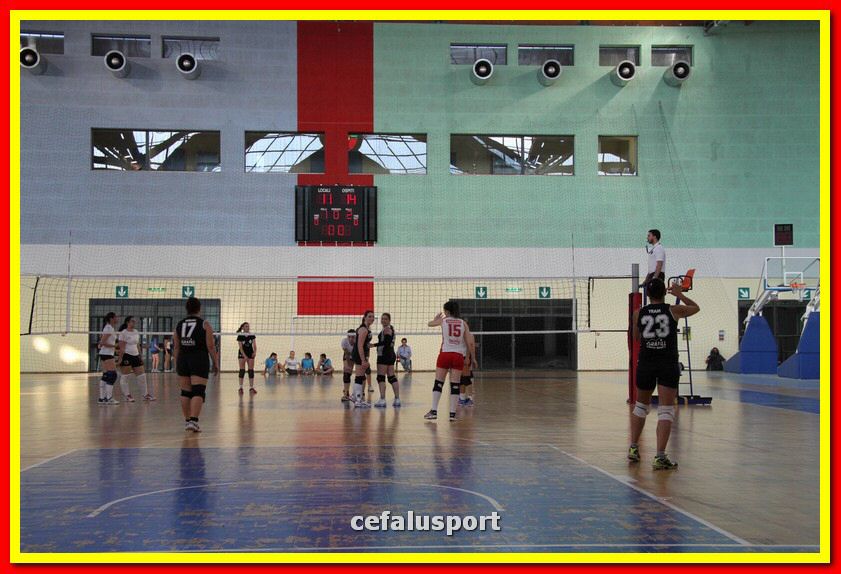 150614 volley 429_tn.jpg